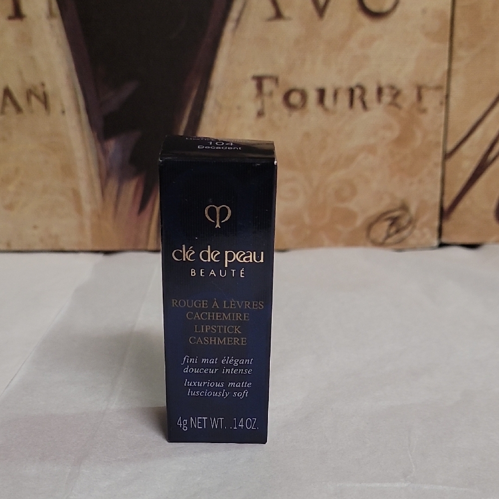Cle de Paul Lipstick 104 Decadent